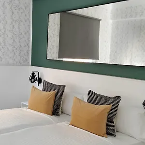 Room27- Center Bed & Breakfast